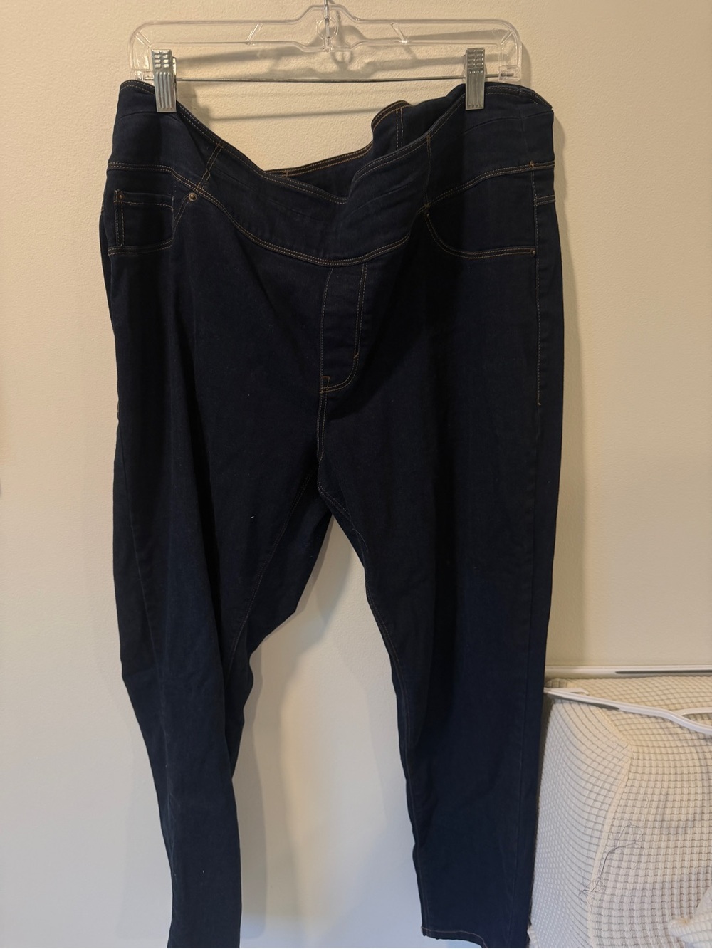 Kensie Dark Indigo Stretch Jeggings
